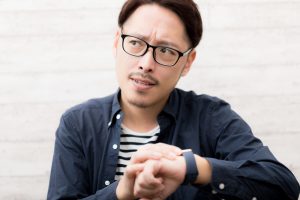 待ち合わせ時間になっても相手が来ない、連絡なしの時の対処法4つ！