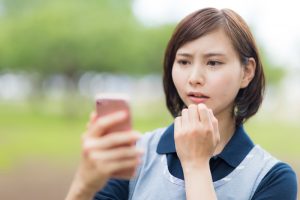 LINEで間違い電話をする人の理由や心理5つ！わざともありえる？