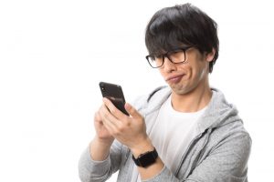 遊びの誘いを既読無視する人の心理5つ！返事がないのはなぜ？