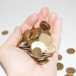 友達にチケット代を請求する時は手数料ももらうべき?
