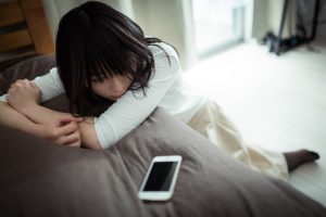 誰からも連絡が来ない時の心構え4つ！「寂しい」と思う必要なし！