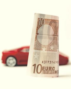 友達にガソリン代は払うべき？お礼の相場はいくら？