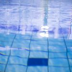 プールや水泳の授業を休む方法5つ!見学する理由はこれ!